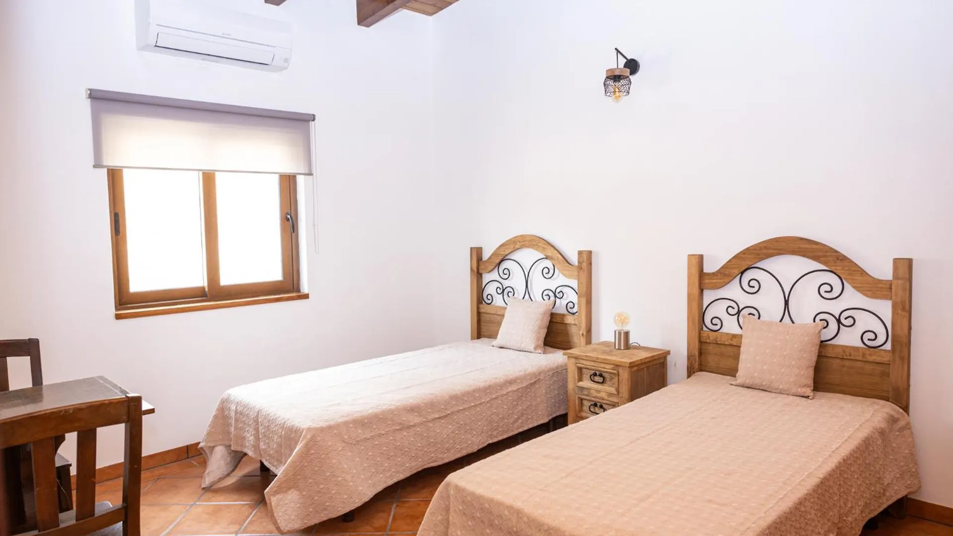 Casa Da Aldeia Villa Pera Holiday home